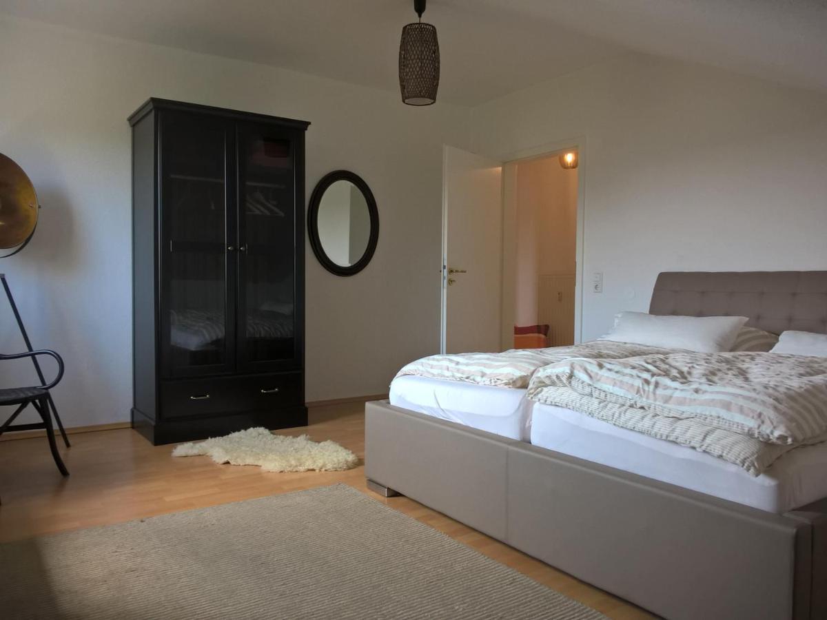 Ferienwohnung Balkonblick Am Hirschberg Sankt Wendel Bagian luar foto