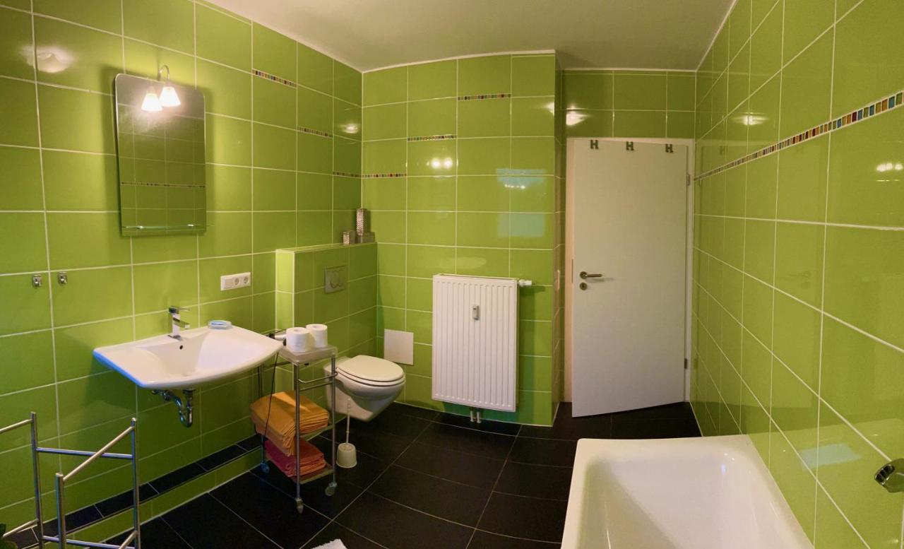 Ferienwohnung Balkonblick Am Hirschberg Sankt Wendel Bagian luar foto